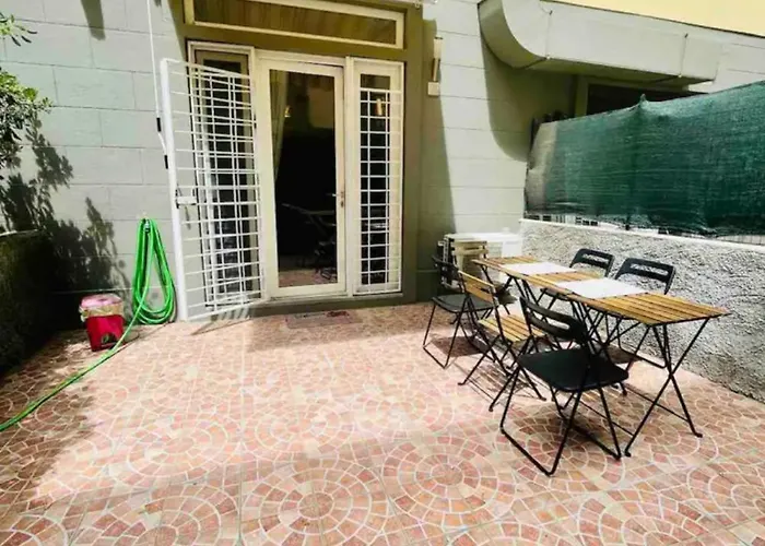 Cosy Modern Flat Private Patio Apartamento Florencia